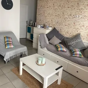 Appartement Studio Vieux Port Chez Fanette, Marseille